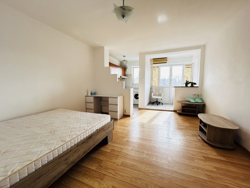 Titan, Minis, 5 min. Metrou, Parc IOR, garsoniera.